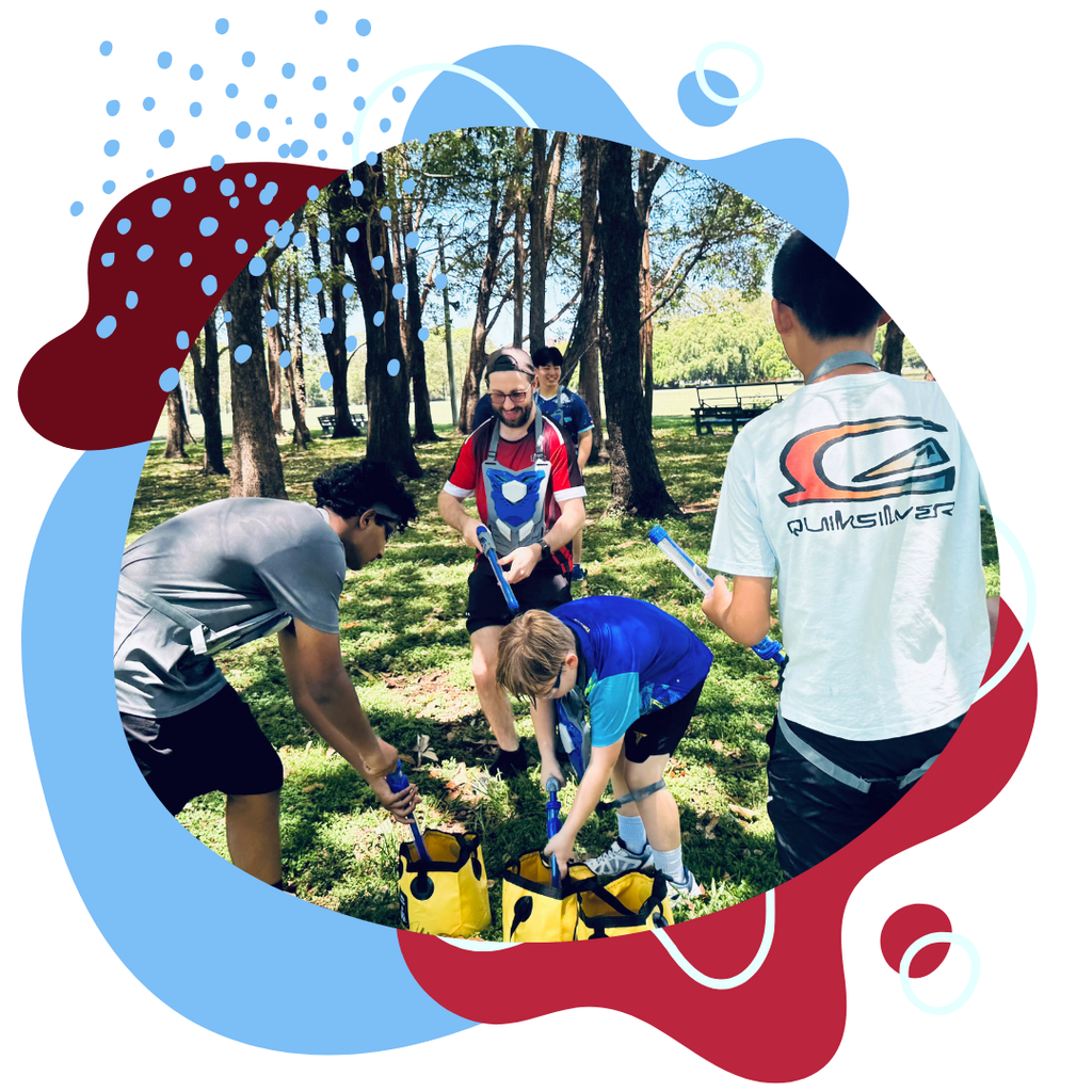 MEGA: Water Blaster & Vest Set of 32