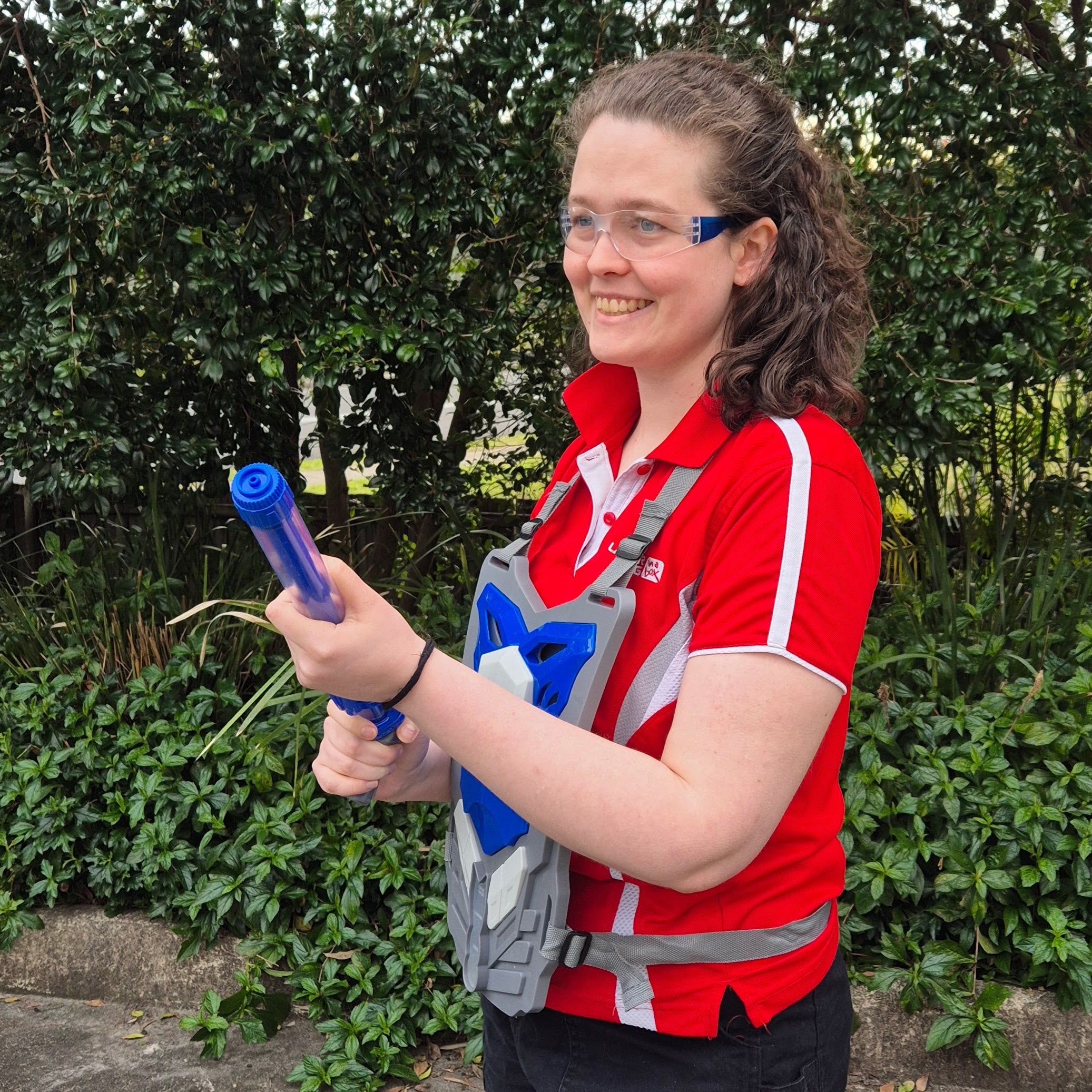 SCHOOL: Water Blaster & Vest Set of 24